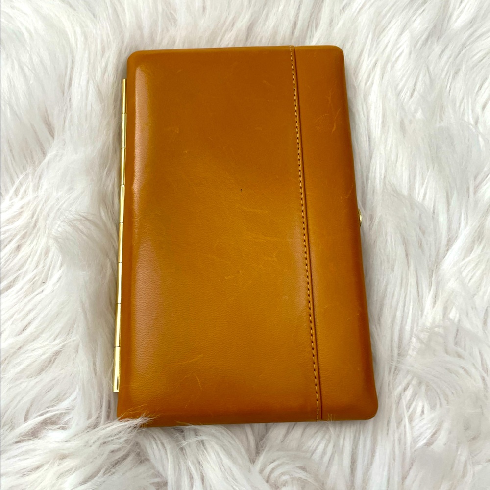 Abas Wallet- lightly used